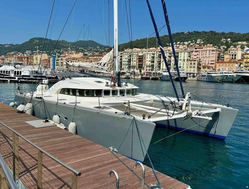 CNB lagoon 570