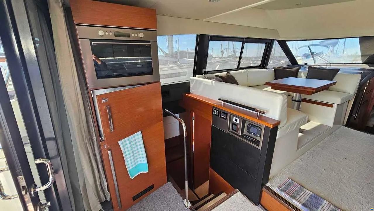 jeanneau yacht PRESTIGE 450