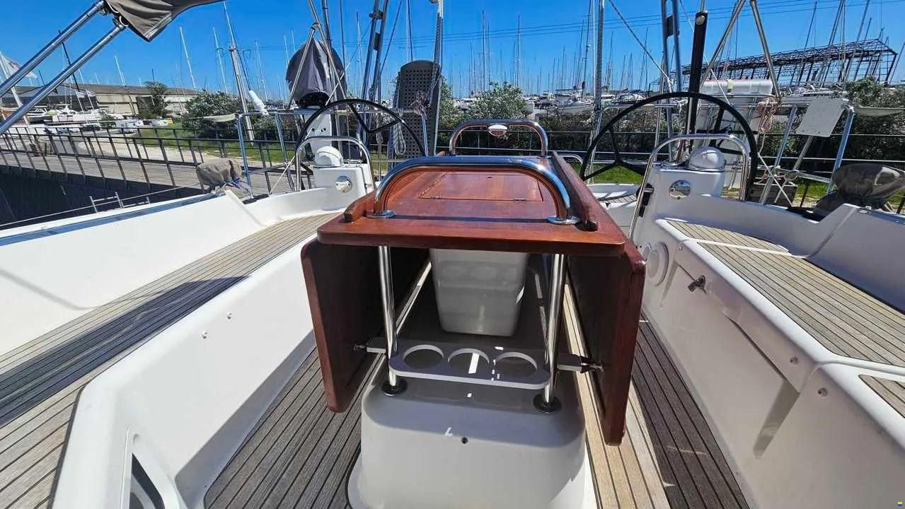 JEANNEAU YACHTS 53