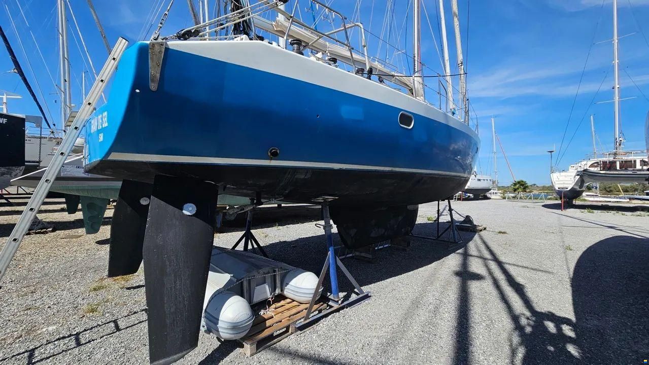 JFA PETREL 42