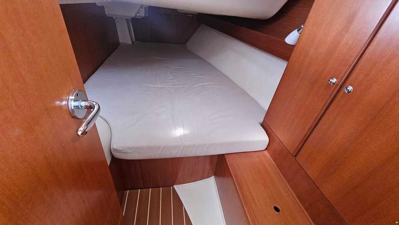 Dufour 34 PERFORMANCE