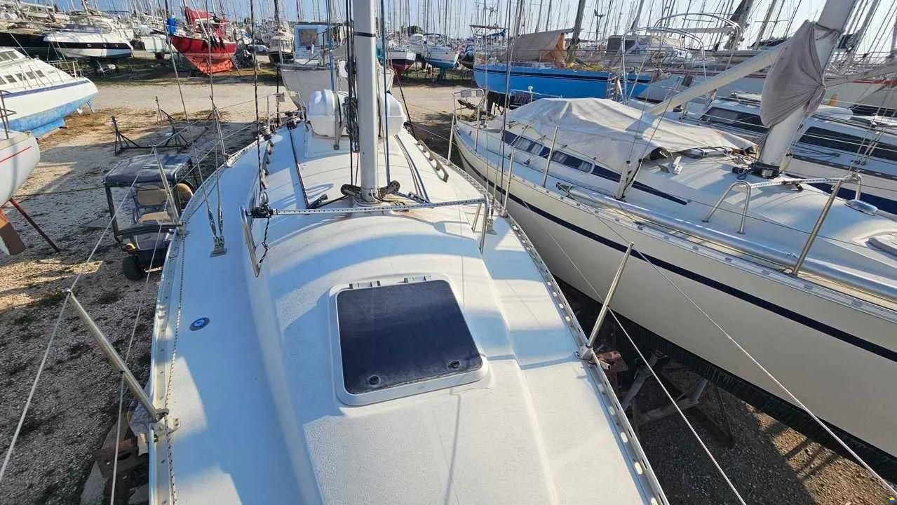 Hanse 300