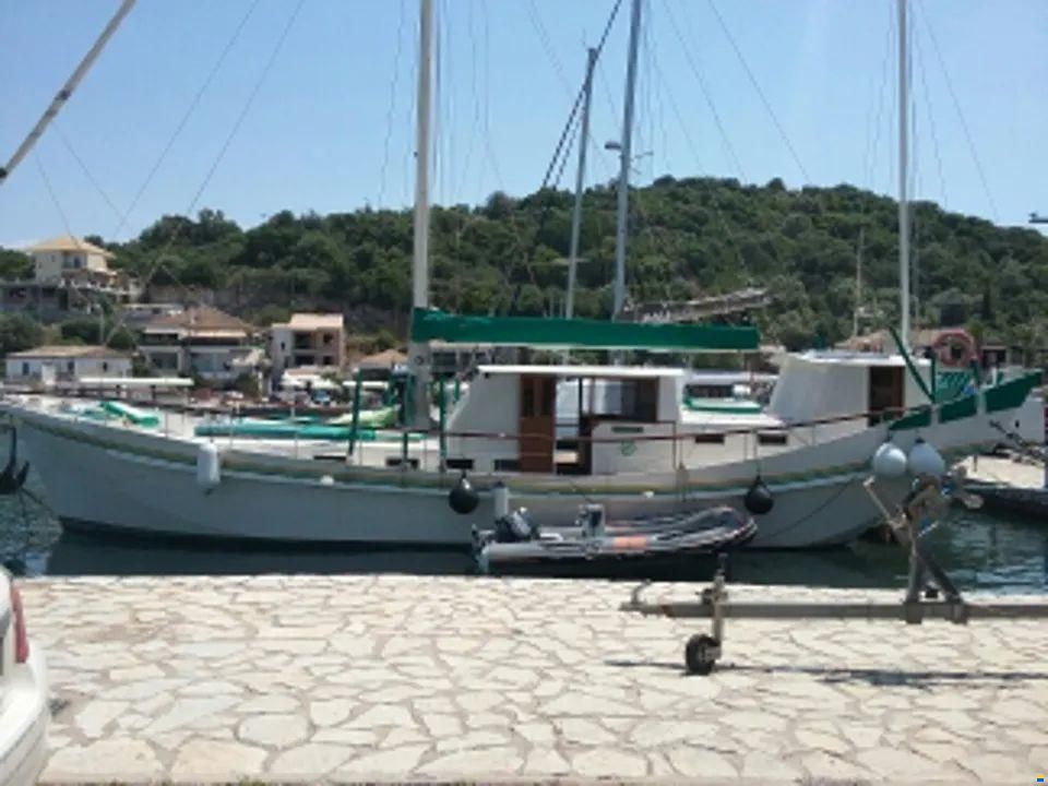 woodys eastwind 68