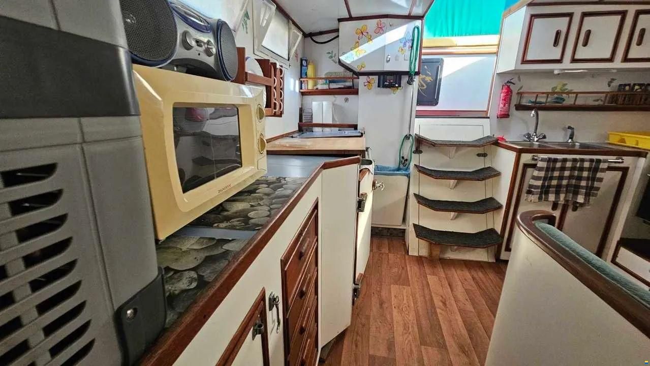 woodys eastwind 68