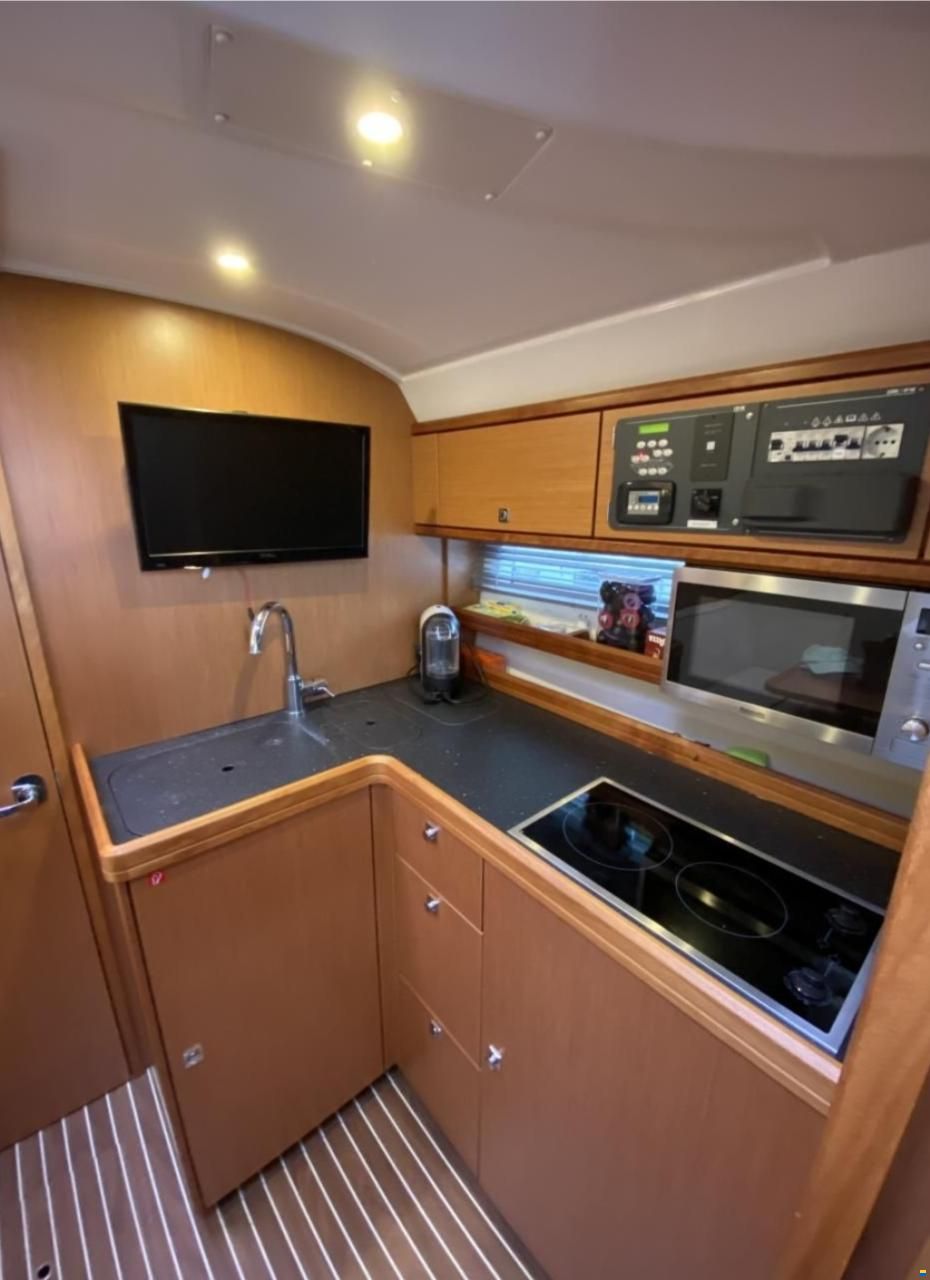 Bavaria 35 HT