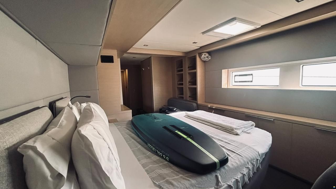 Lagoon 55 Owner's Version