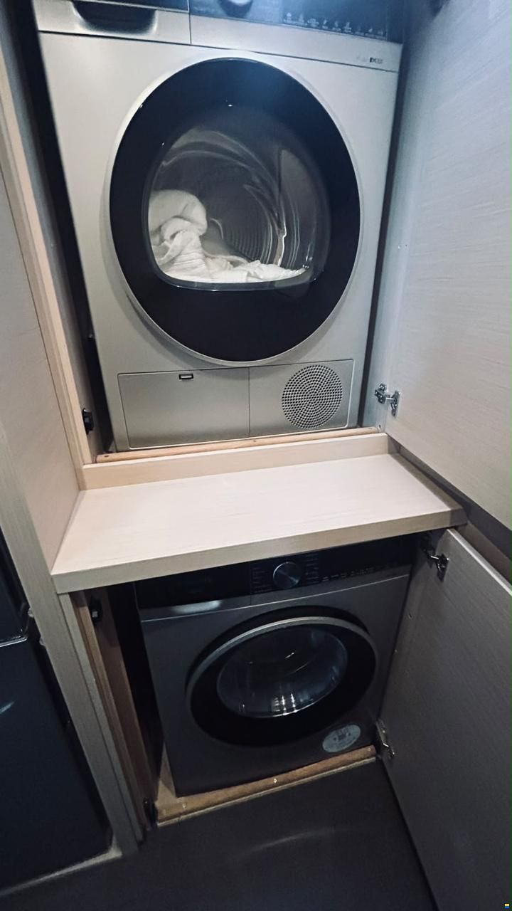 Lagoon 55 Owner's Version