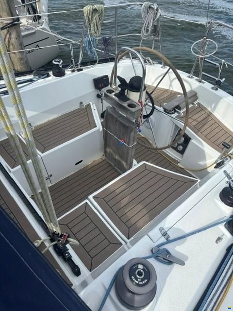 Dufour 4800