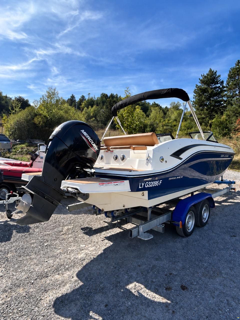 Bayliner DX2000