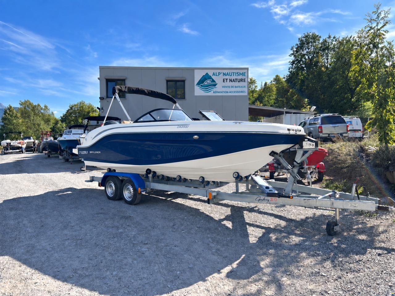 Bayliner DX2000