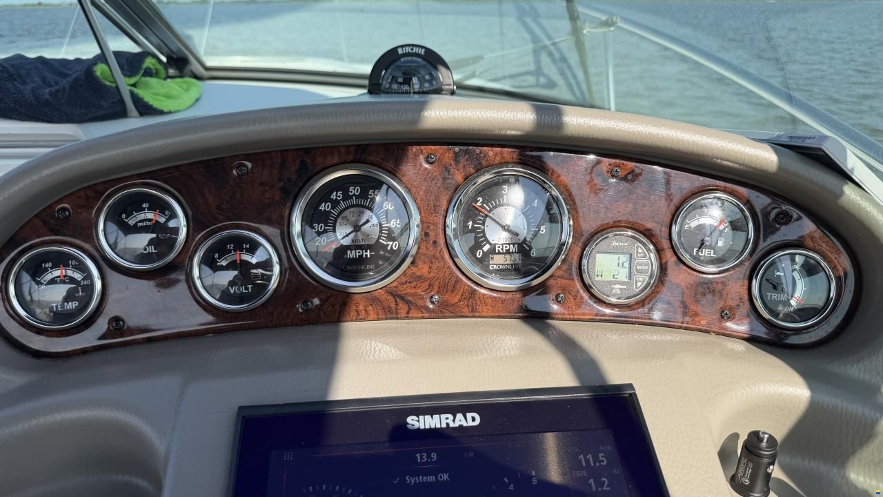 Crownline 264 CR
