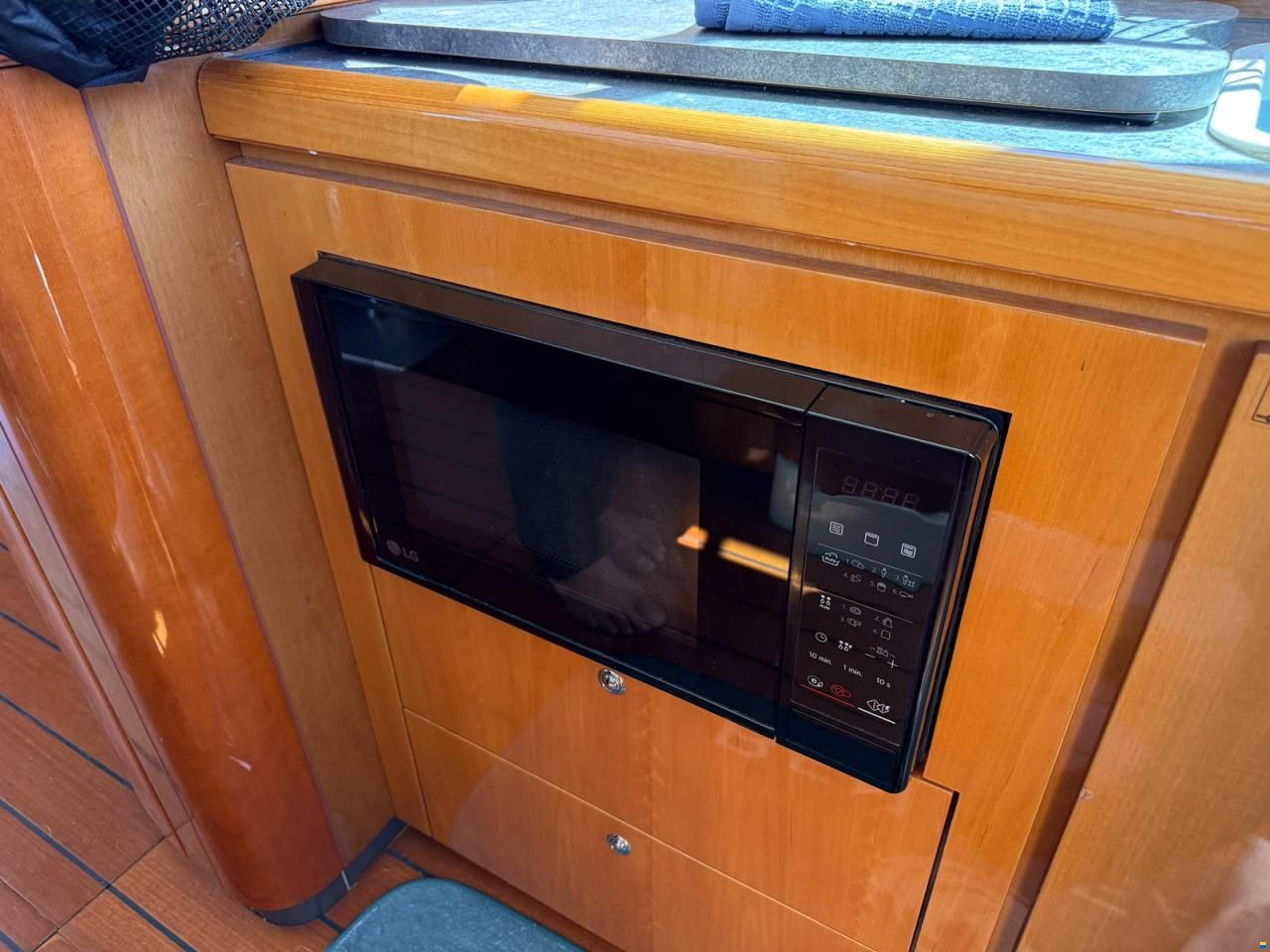 Beneteau Antares 13.80