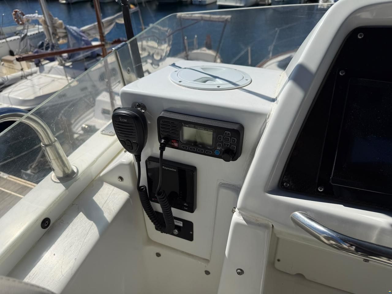 Beneteau Antares 13.80