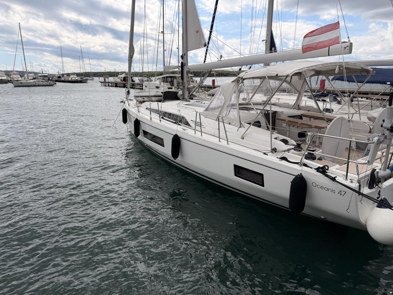 Beneteau Oceanis 47