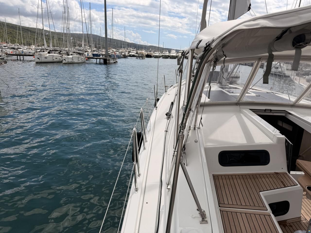 Beneteau Oceanis 47
