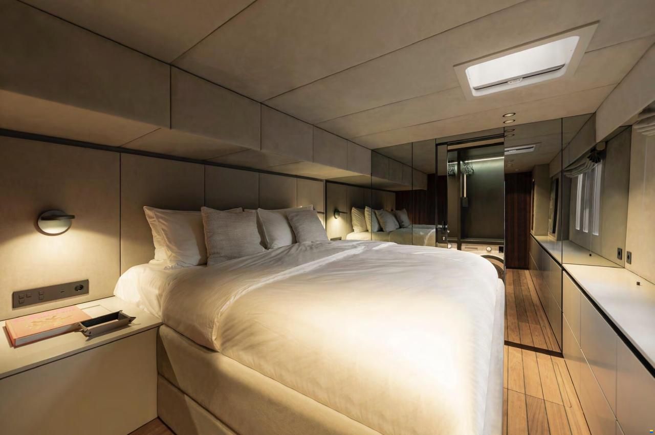 Sunreef 60 SAILING