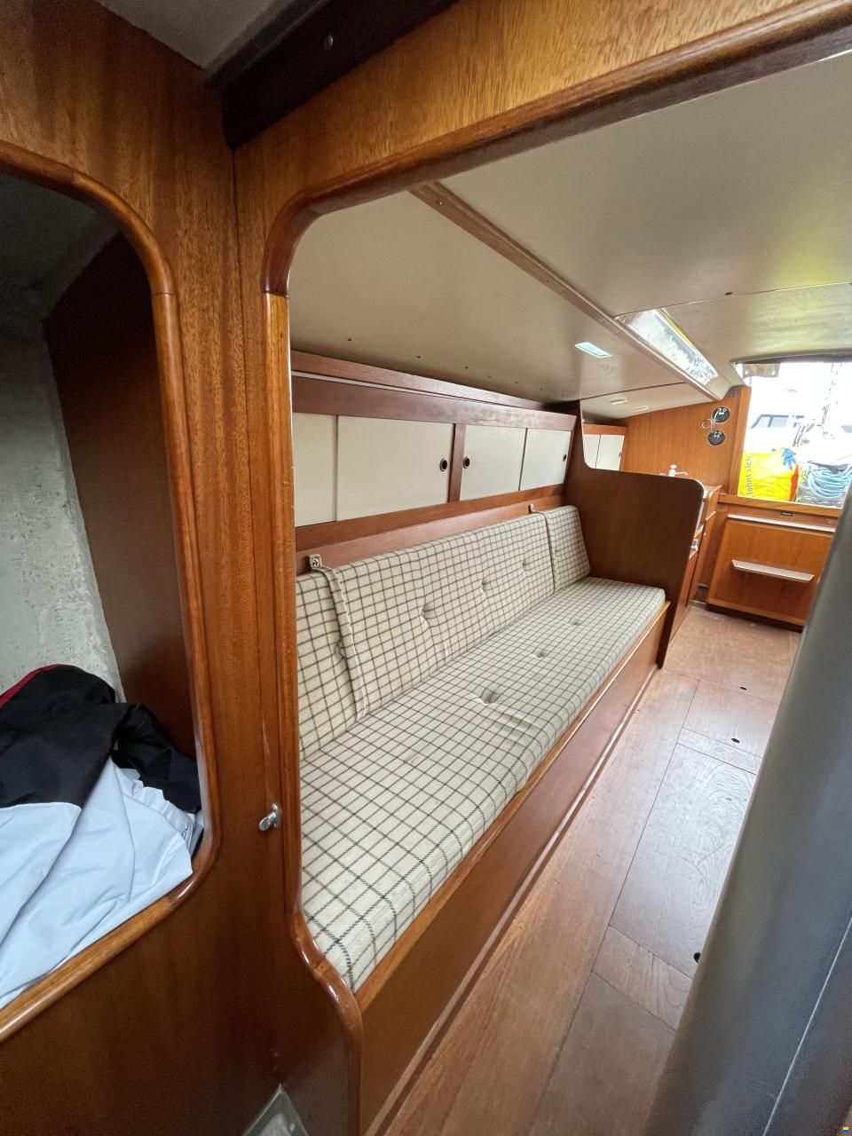 OL Boats International 1006