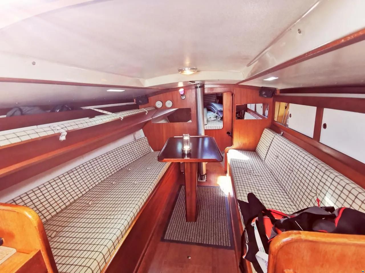 OL Boats International 1006