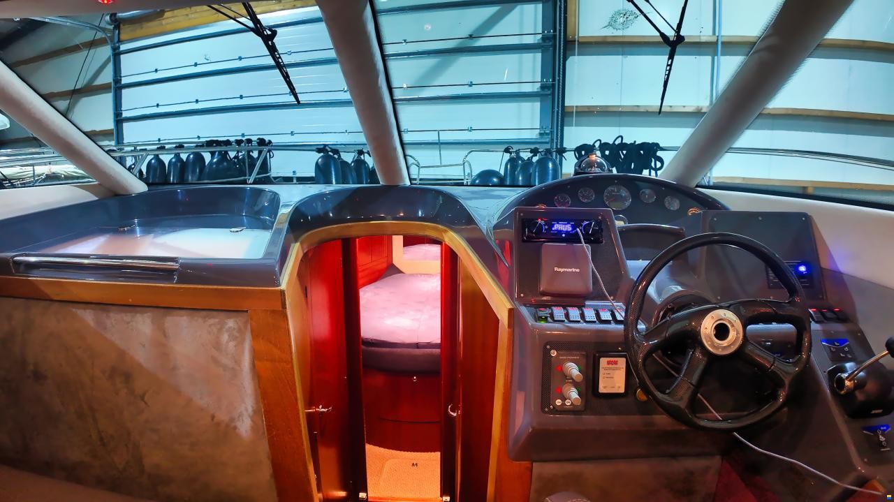 Galeon 330 Flybridge