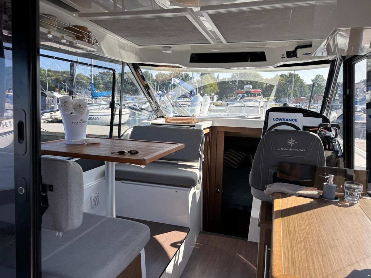 Jeanneau Merry Fisher 895 Offshore