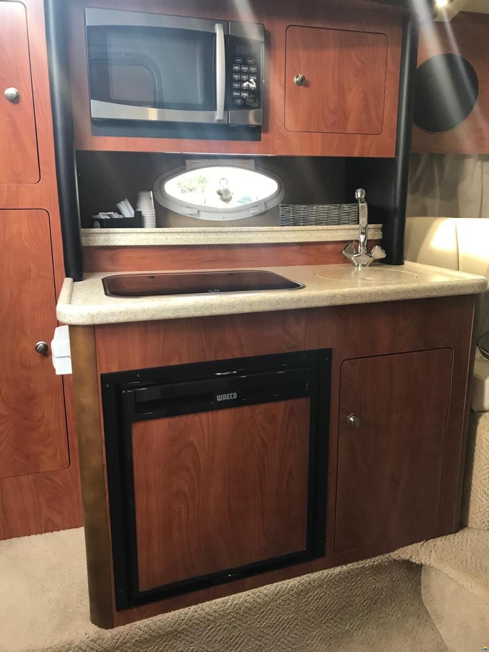 Rinker 280