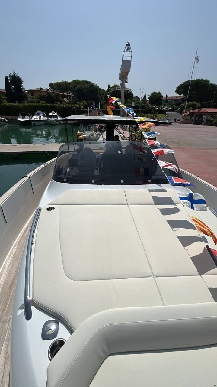 Solaris Power 44 open