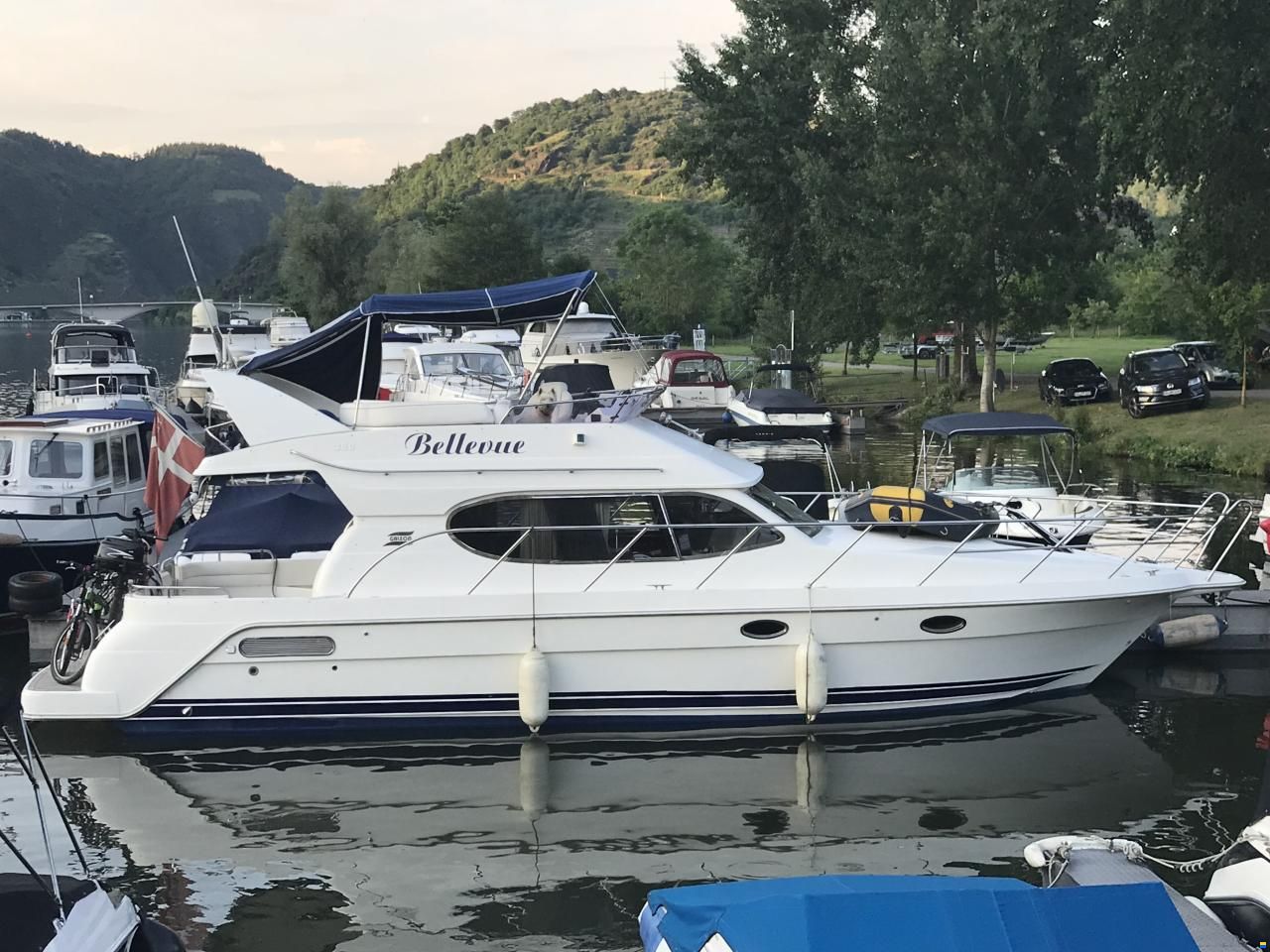 Galeon 380-FLY