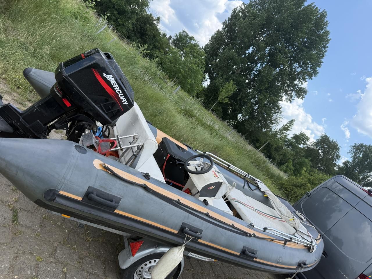 AB Marine Schlauchboot mit Festrumpf