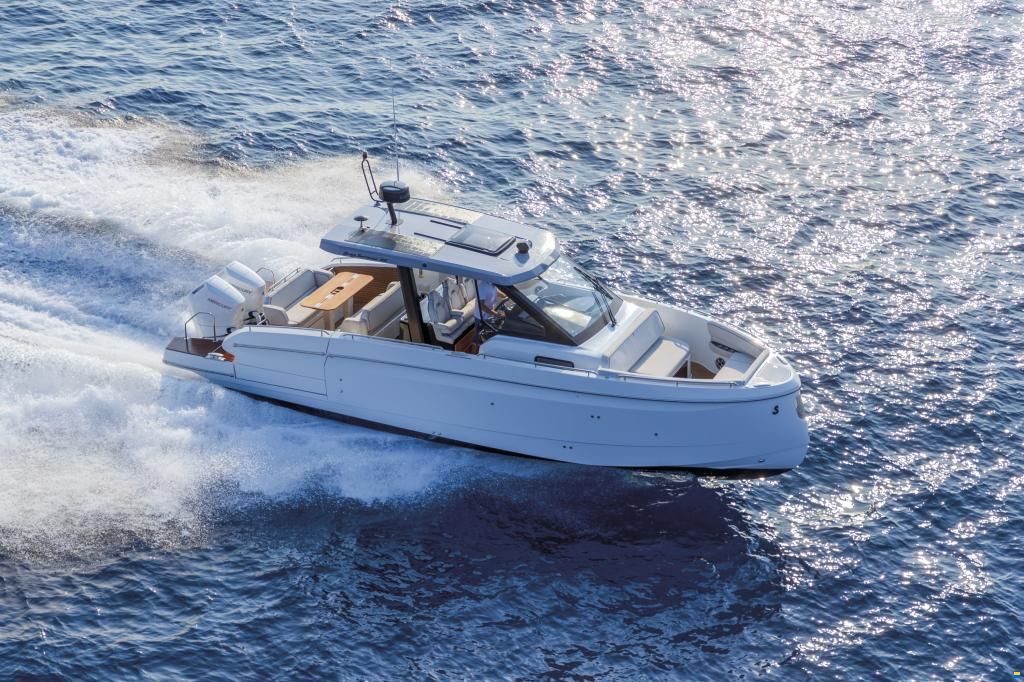 Beneteau Gran Tourismo 35