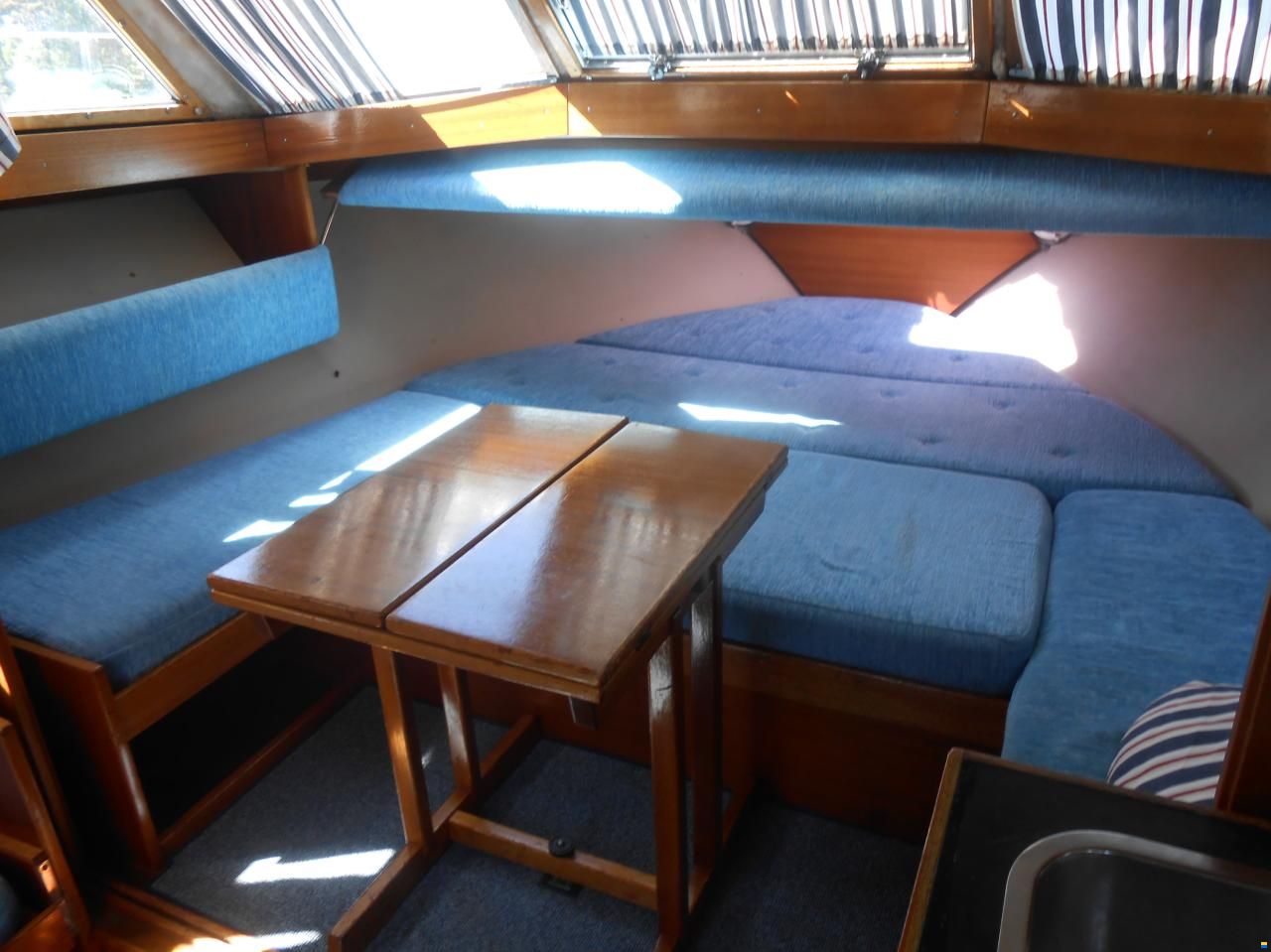 Coronet 31 Seafarer