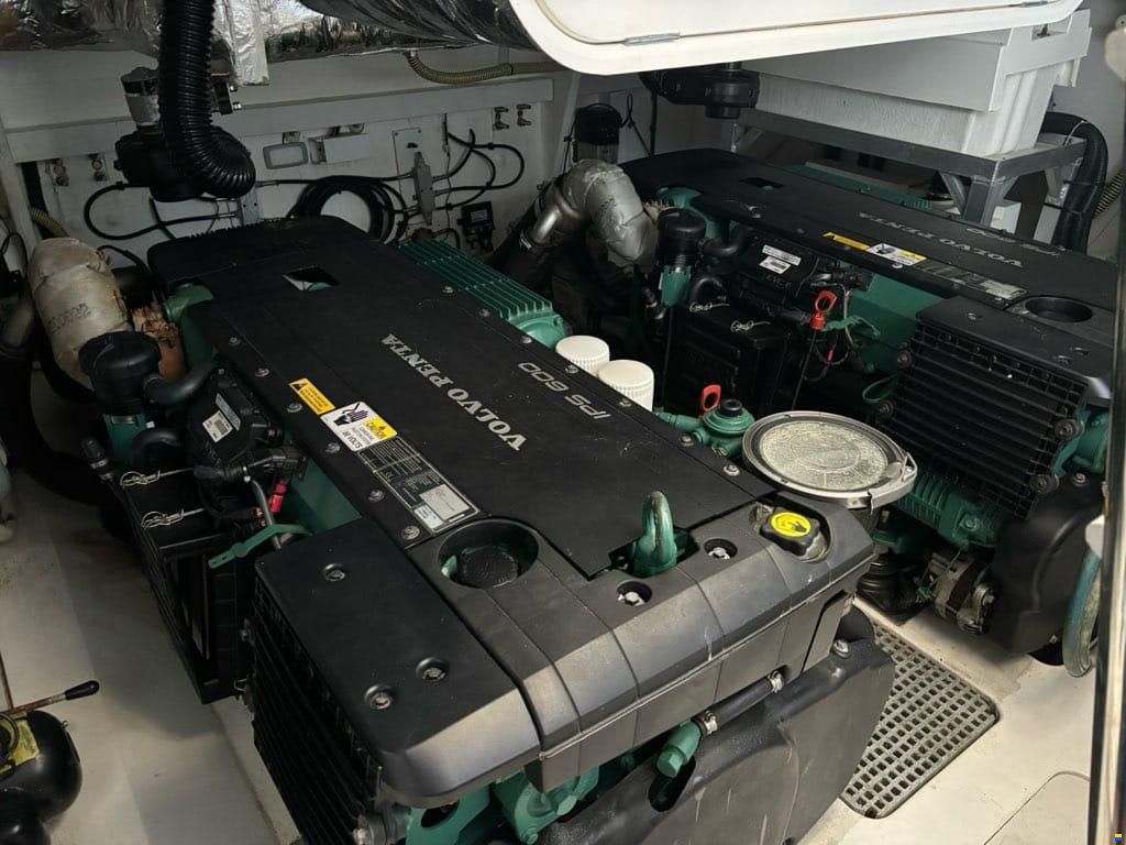 Princess V 48 DREI-KABINEN