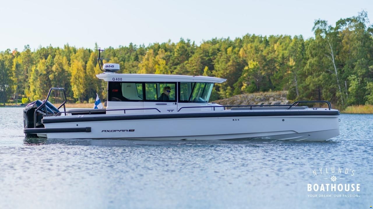 Axopar 28 Cabin