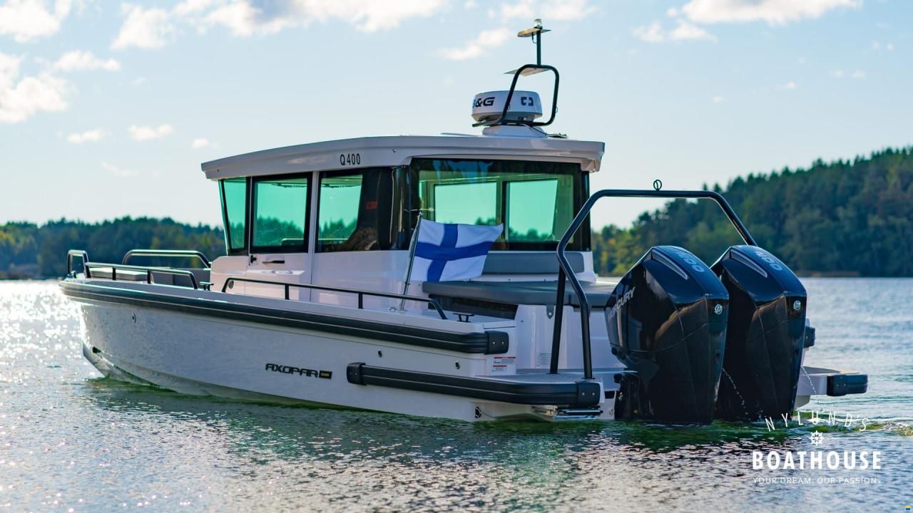 Axopar 28 Cabin