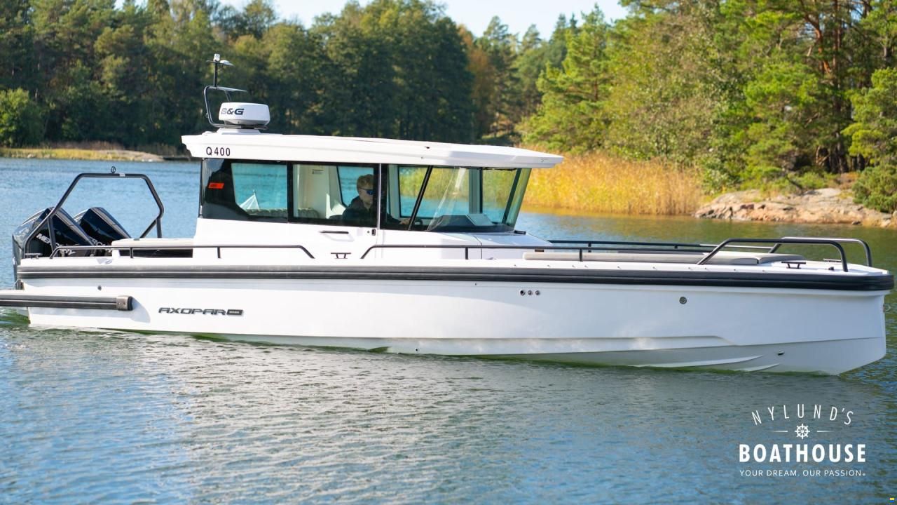 Axopar 28 Cabin