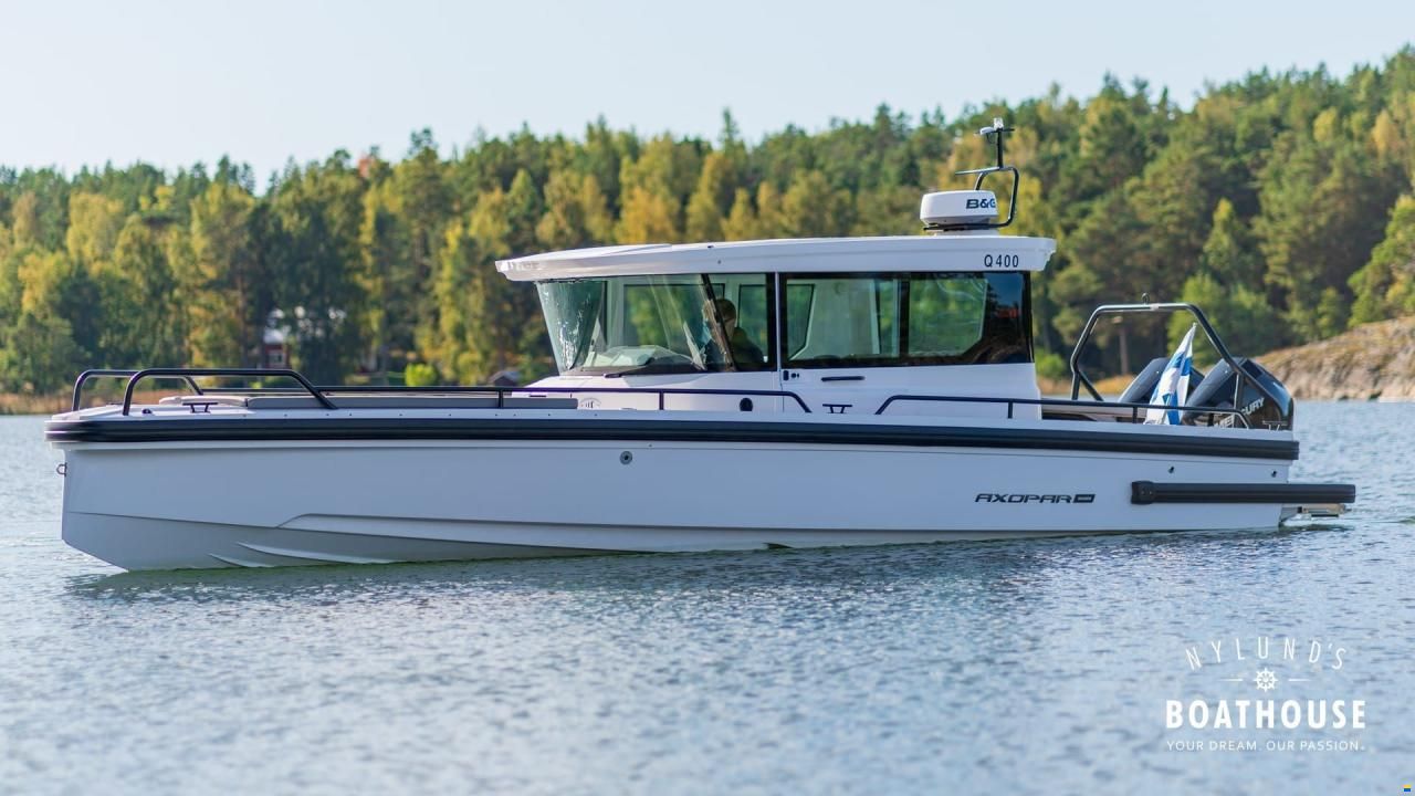 Axopar 28 Cabin