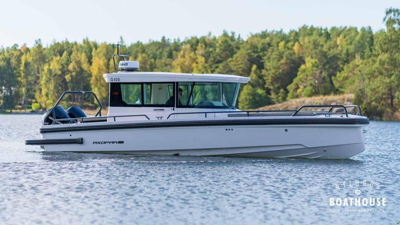 Axopar 28 Cabin
