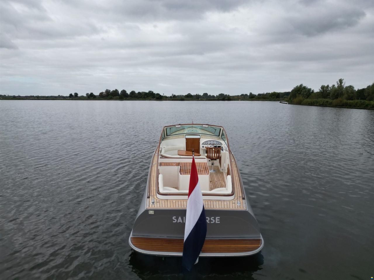Long Island 33 Runabout