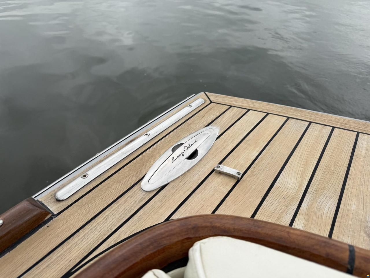 Long Island 33 Runabout