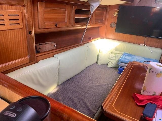 Bavaria 320