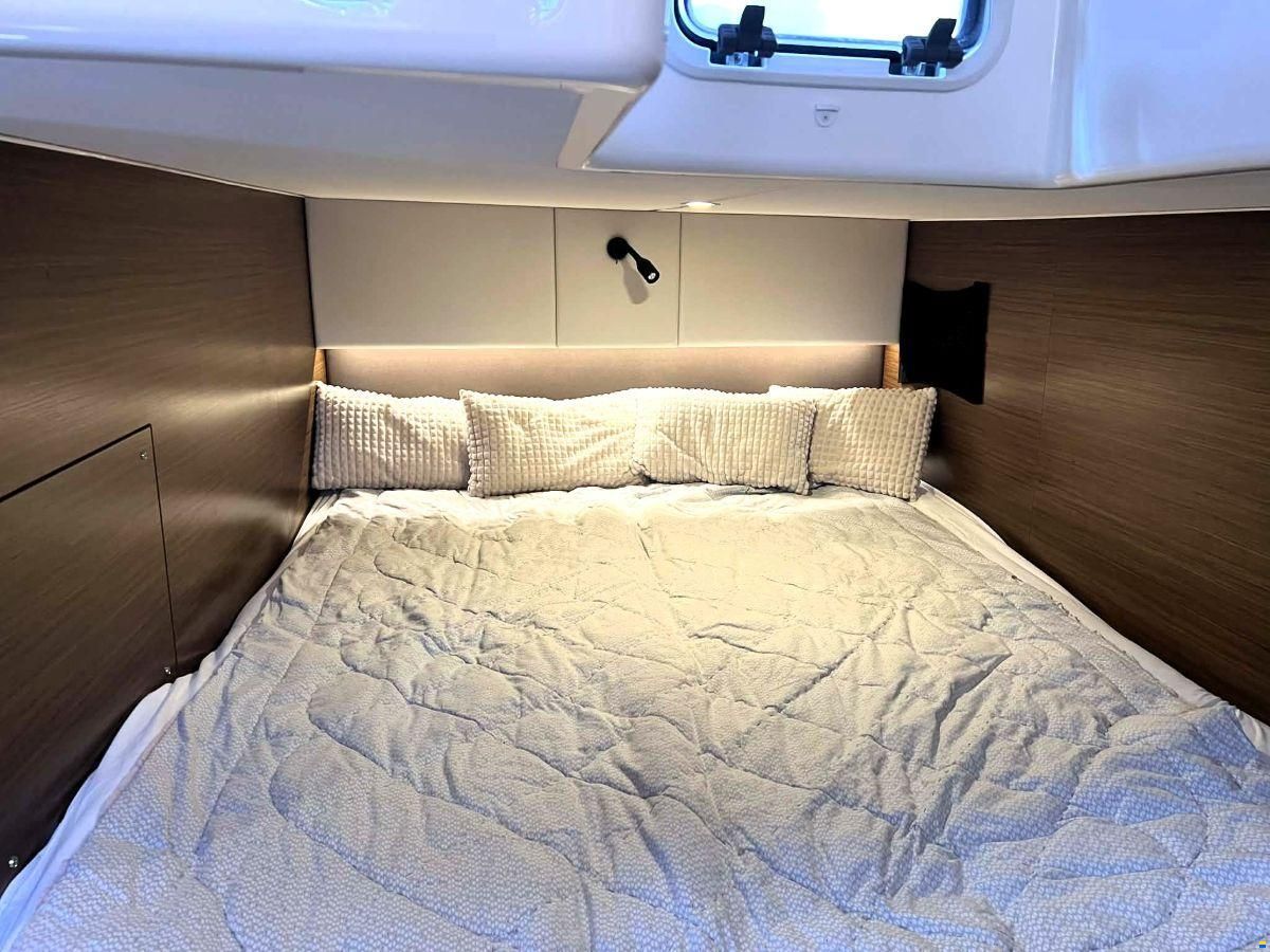 Bavaria S33 HT