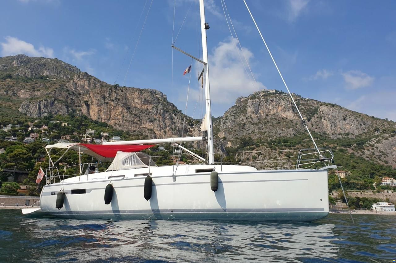 Bavaria Cruiser 32