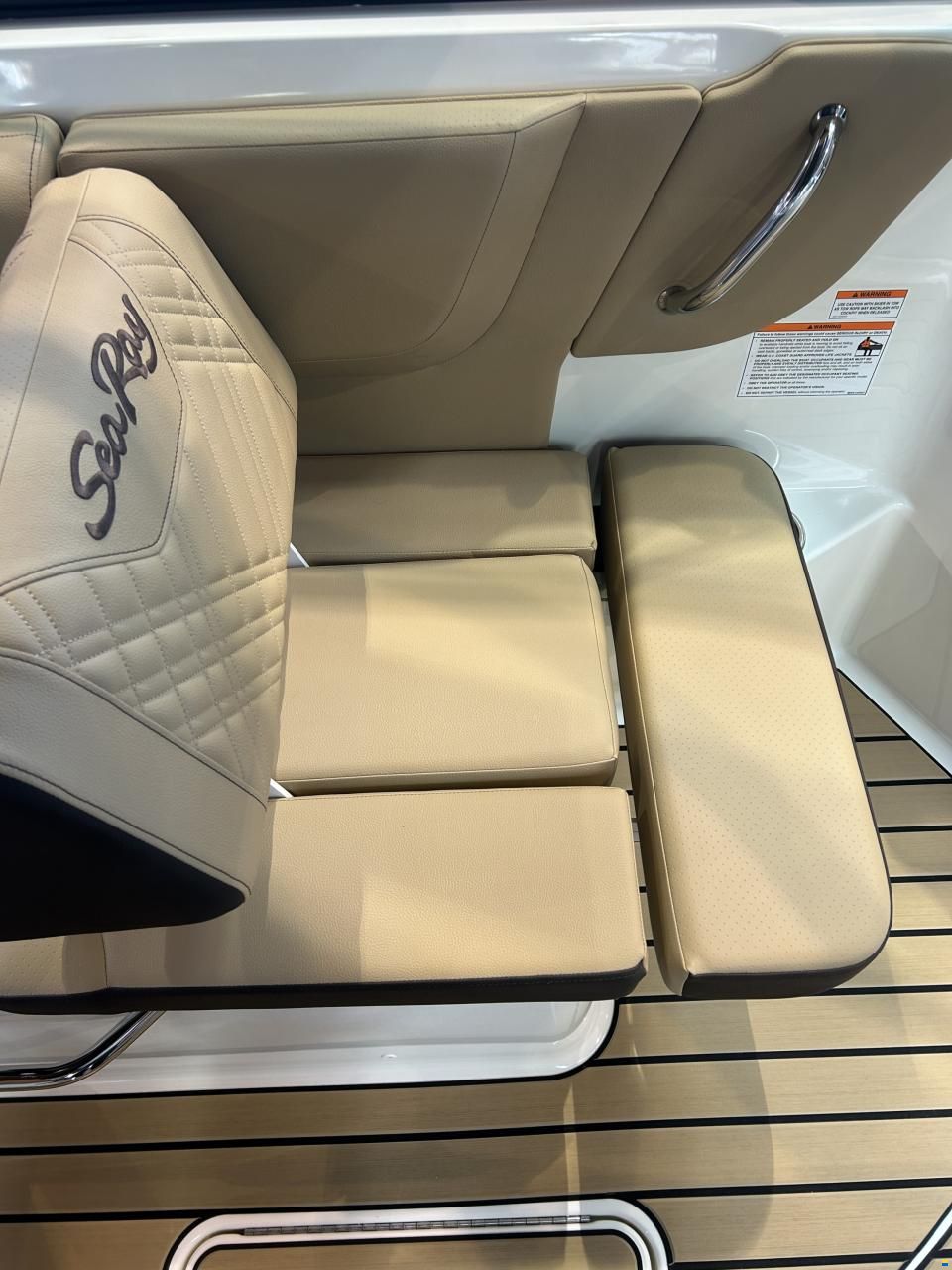 Sea Ray 230 SDOE