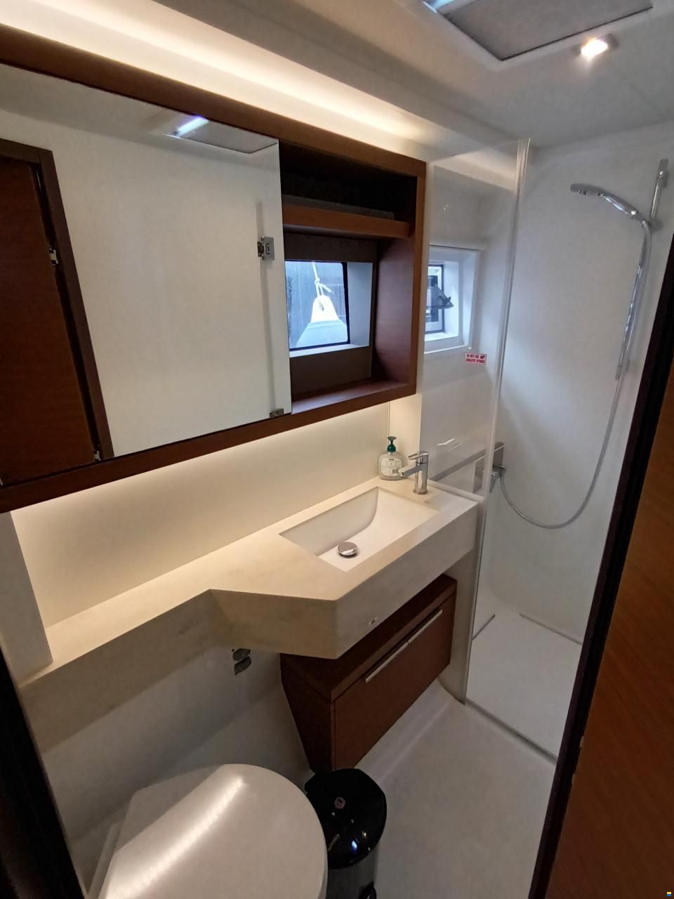 Lagoon 50