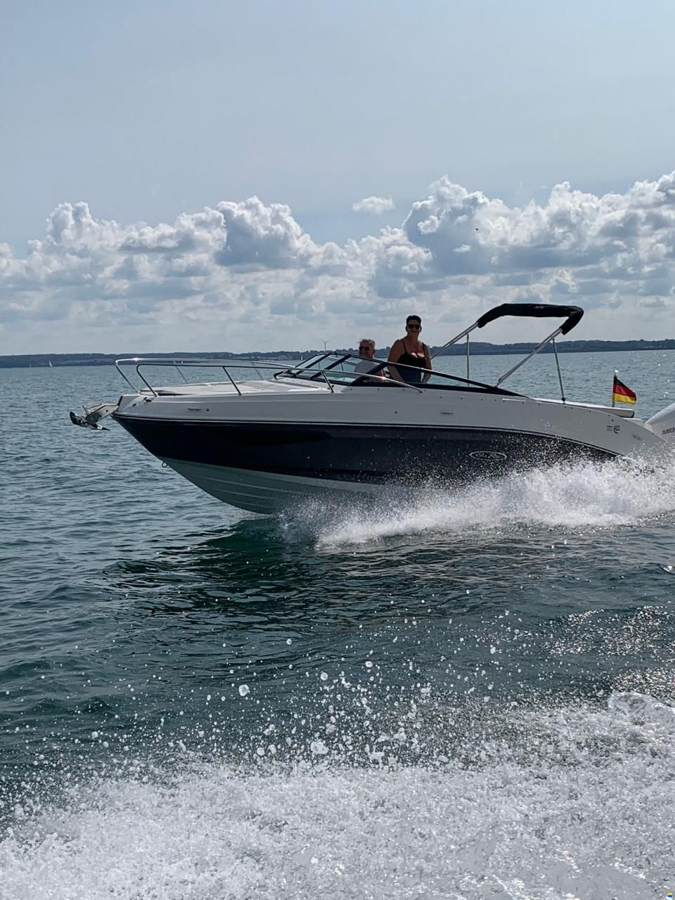 Sea Ray Sun Sport 230 OB