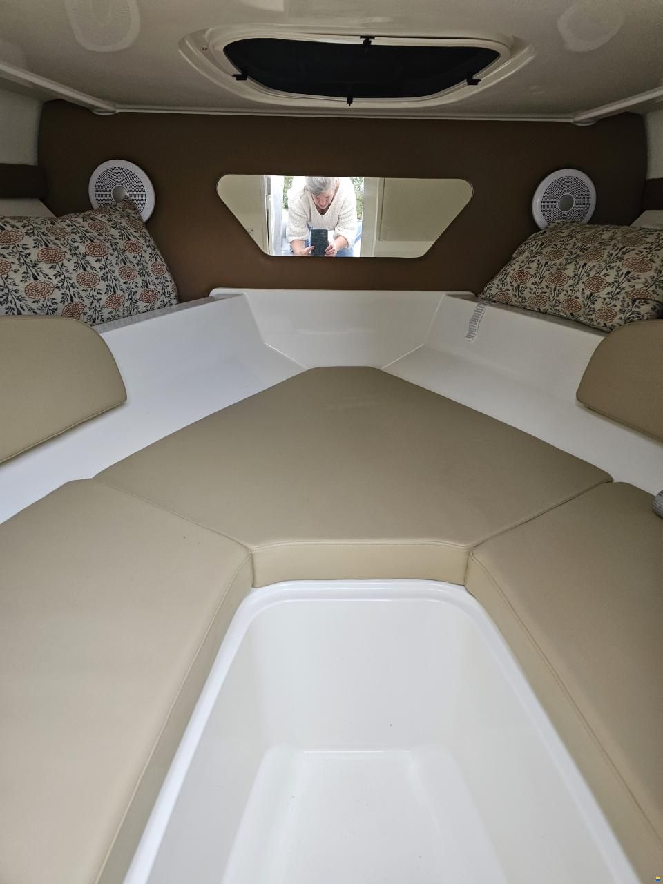Sea Ray Sun Sport 230 OB