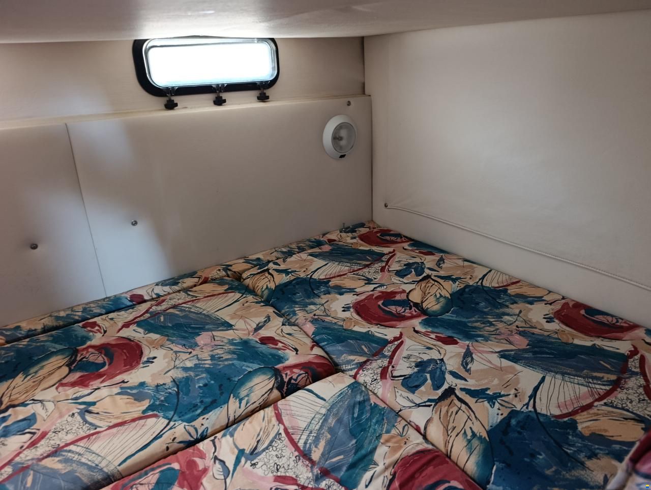 Crownline 765 Bayside