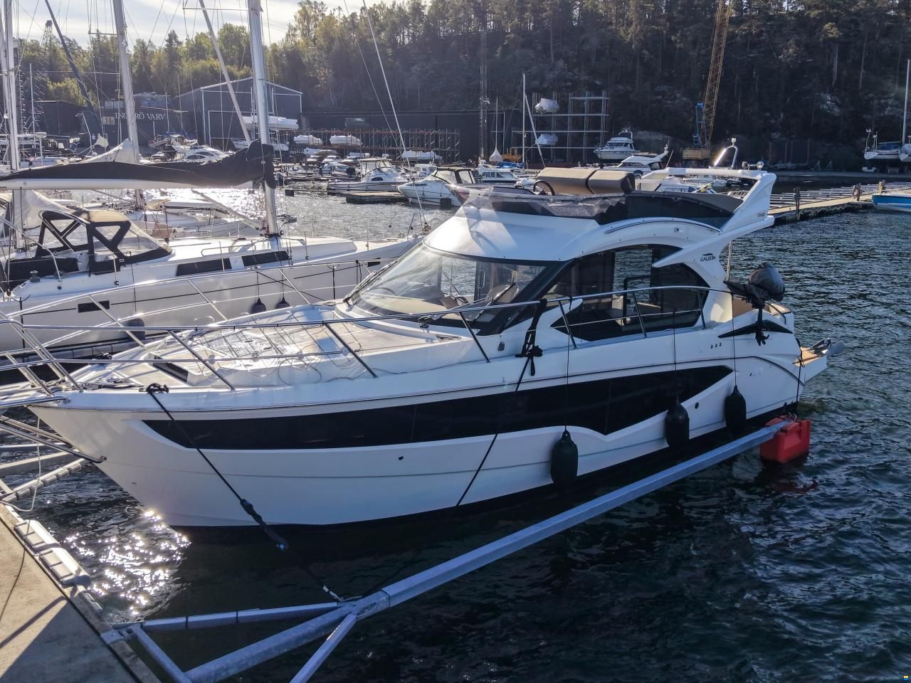 Galeon 360 Fly