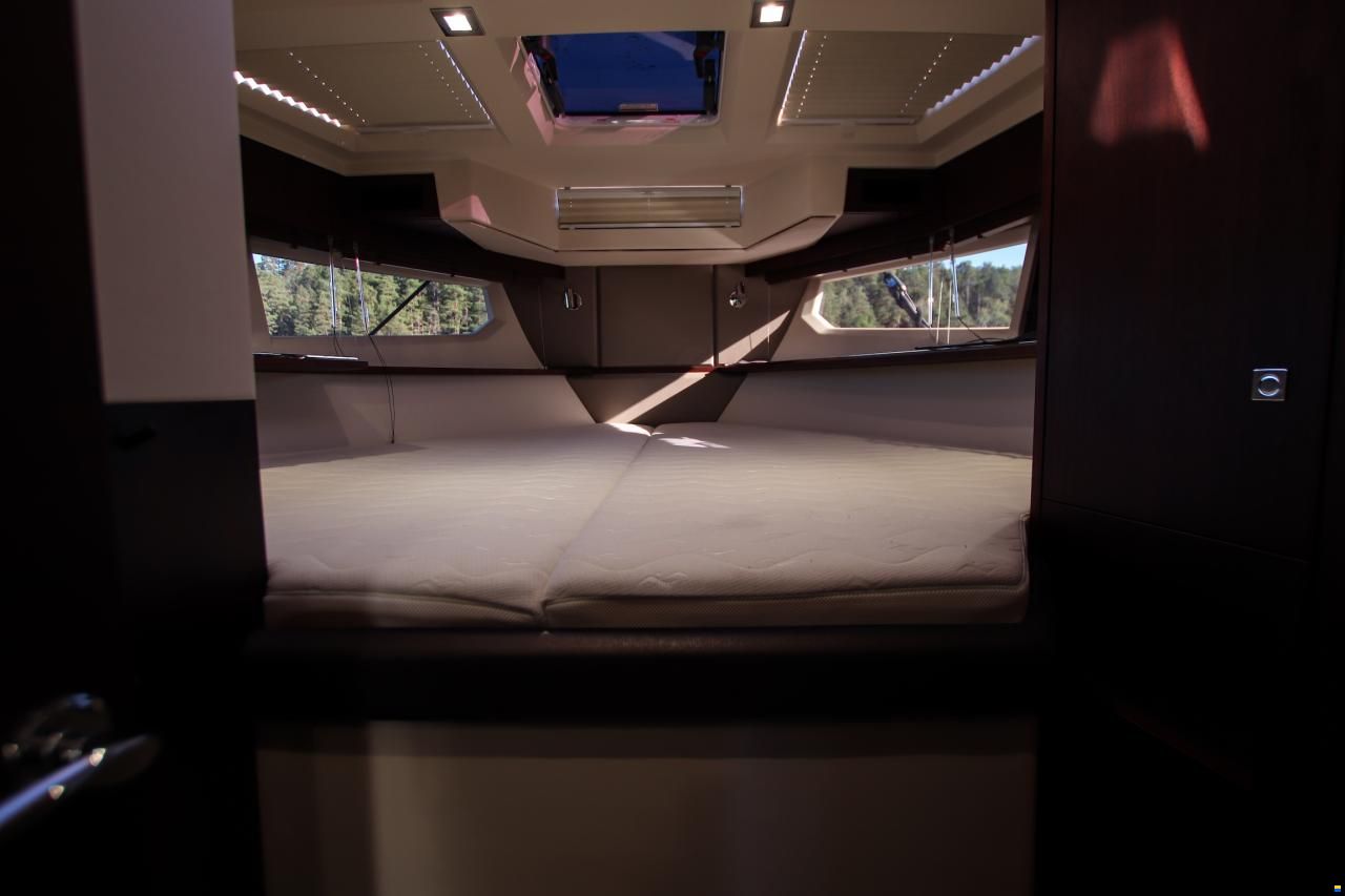 Galeon 360 Fly