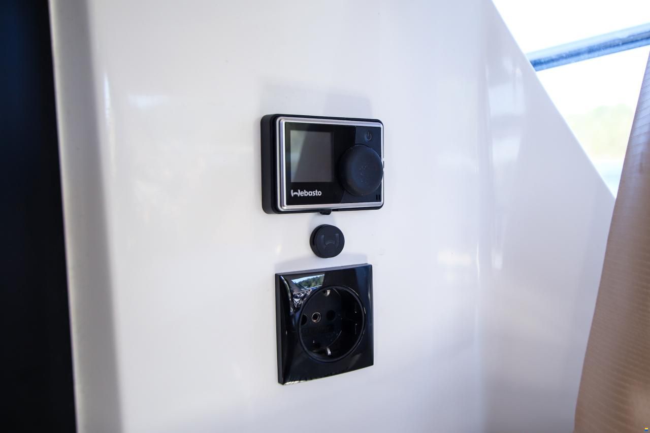 Galeon 360 Fly