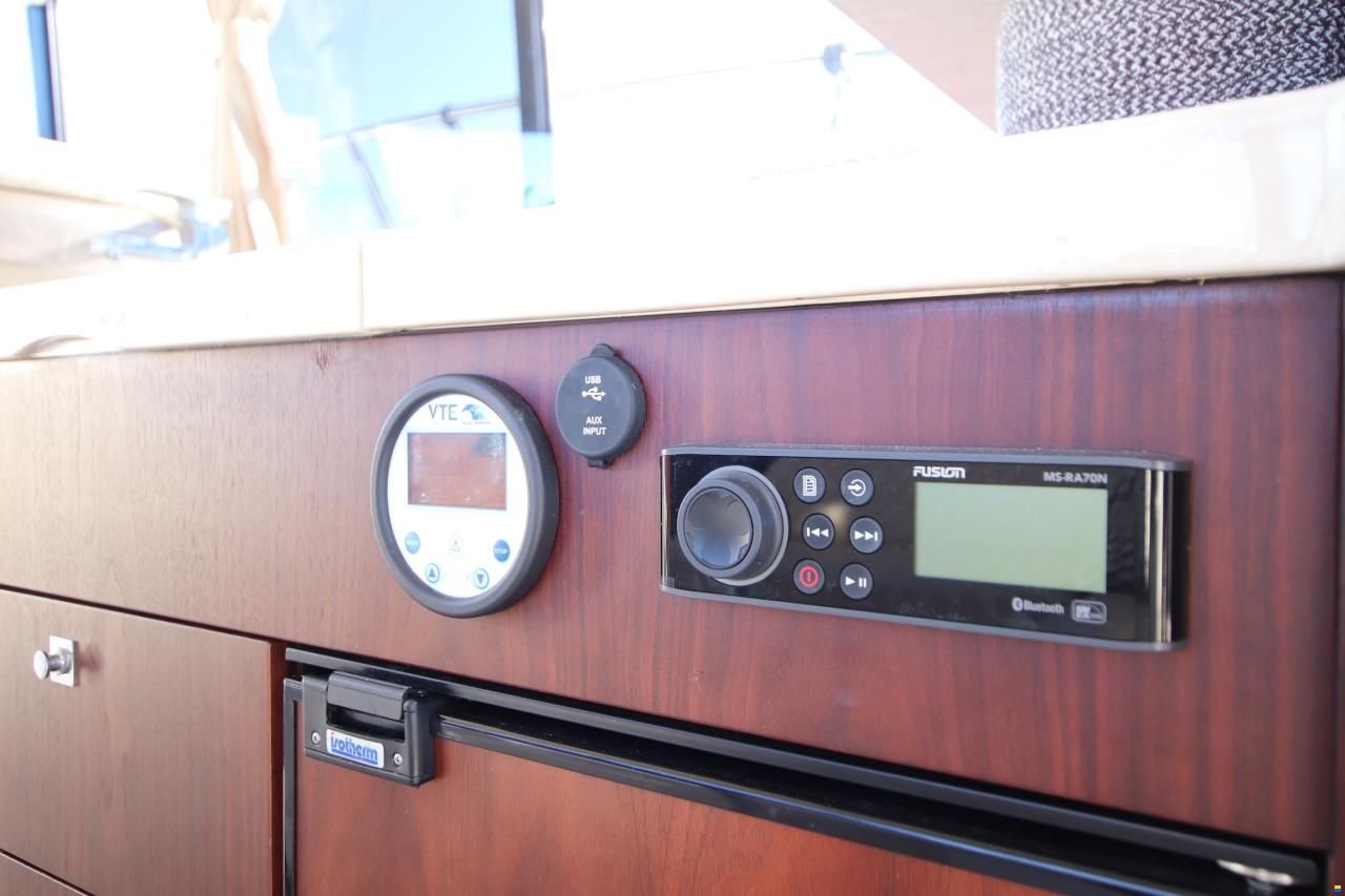 Galeon 360 Fly